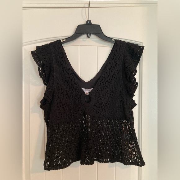 NWT BB Dakota by Steve Madden Crochet Key Hole Sleeveless Top. Size Small. - Picture 9 of 9
